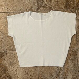Cyrus  short sleeve sweater.   White, medium.